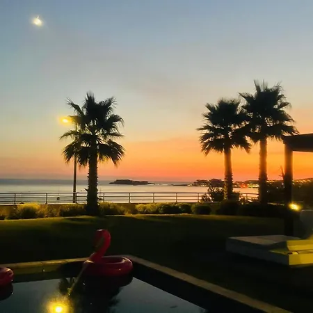 Apartment With Swimming Pool And Sea View